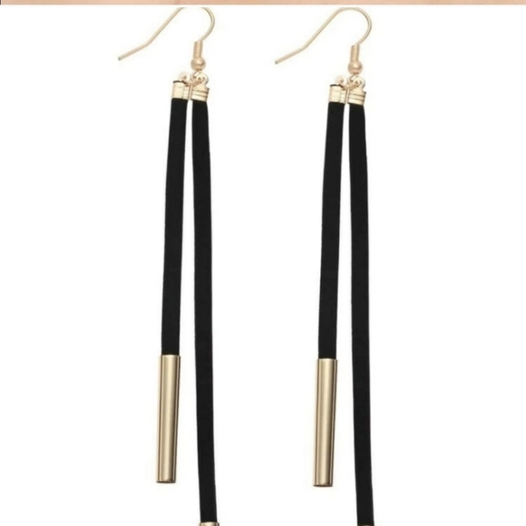 *Callie** Suede Cord Earrings - Picture 3 of 3